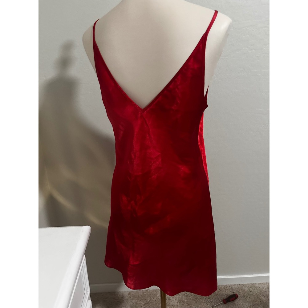 Morgan Taylor Intimates Red Satin Slip Dress V-Neck Nightgown Small - Picture 4 of 4